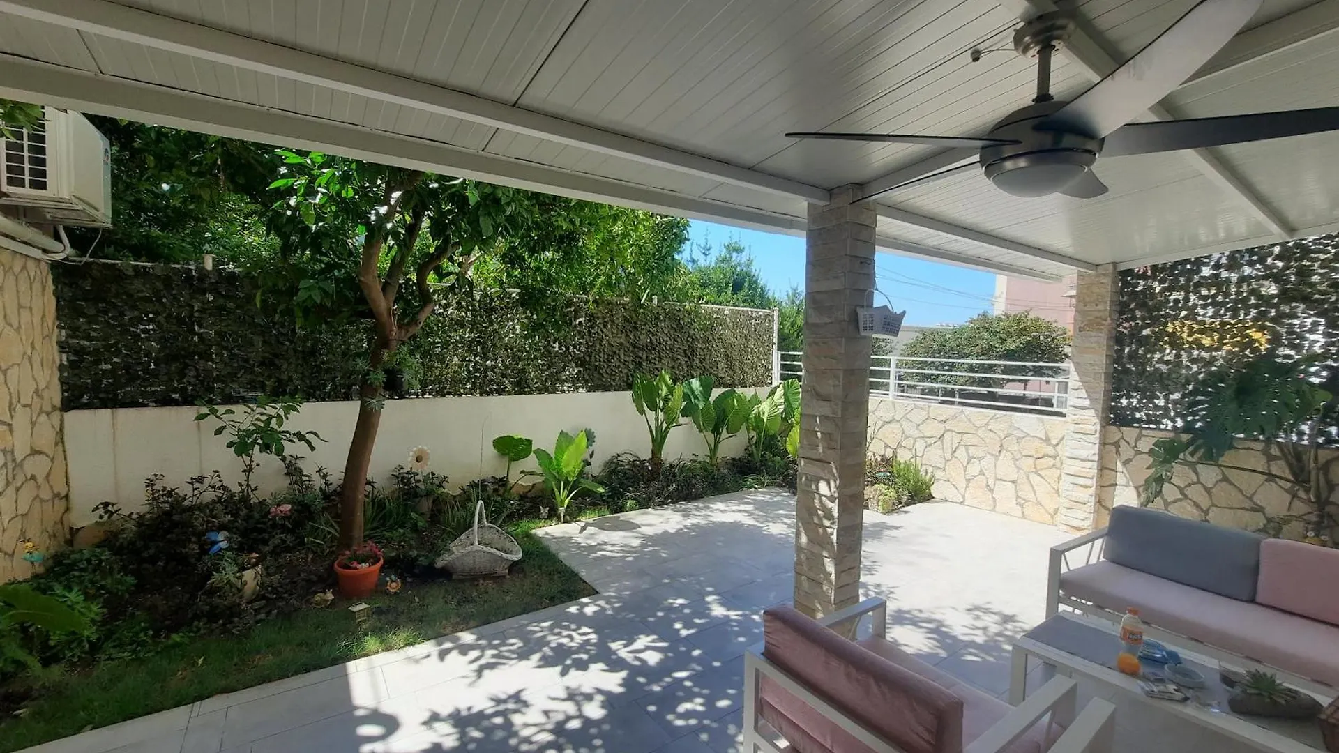 Apartment Tiki With Big Terrace Split